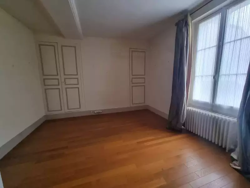 Maison, 250 m²