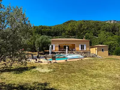 Maison, 132 m²