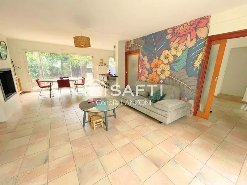 Maison, 140 m²