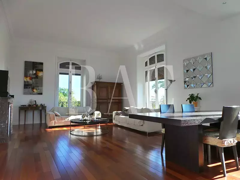 Appartement, 207 m²