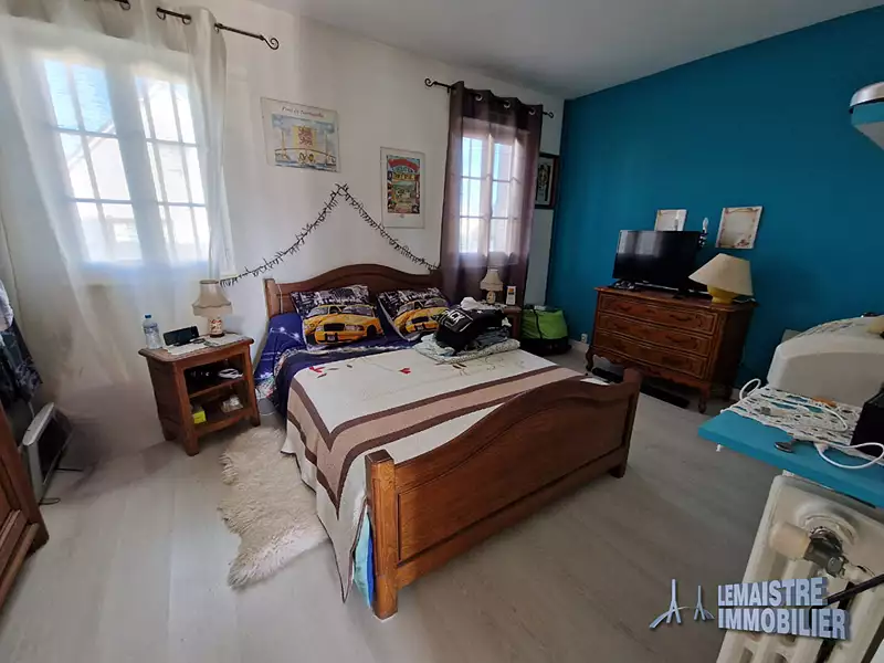 Maison, 220 m²