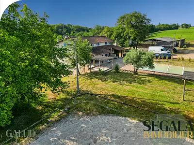 Maison, 275 m²