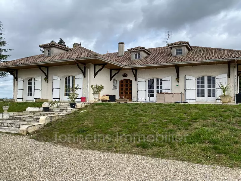 Maison, 257 m²