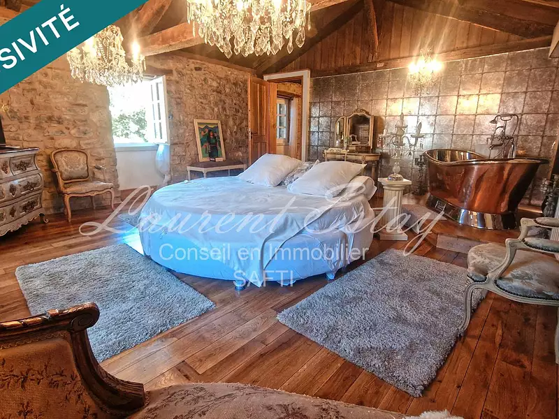 Maison, 220 m²