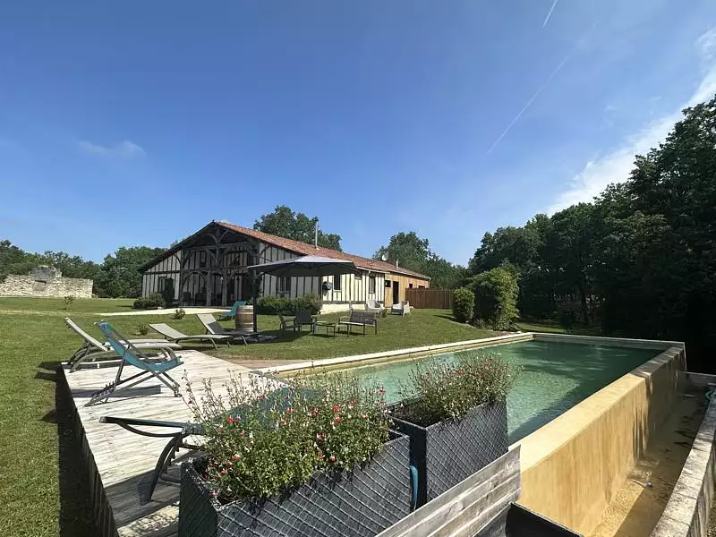 Maison, 234 m²
