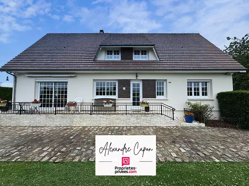 Maison, 163 m²