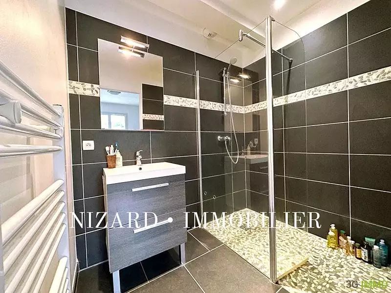 Maison, 170 m²