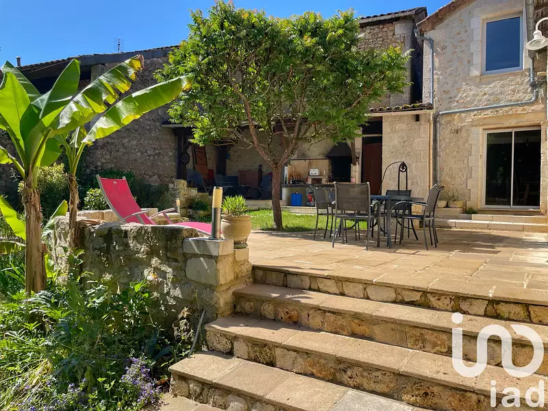 Maison, 235 m²