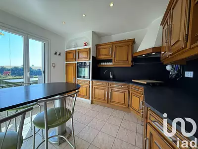 Maison, 190 m²