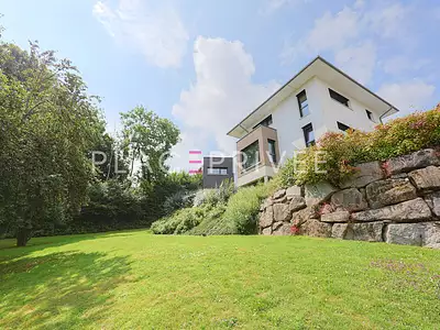Maison, 390 m²