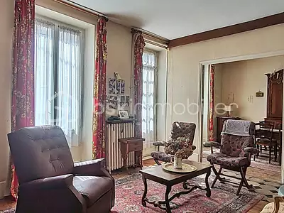 Maison, 185 m²