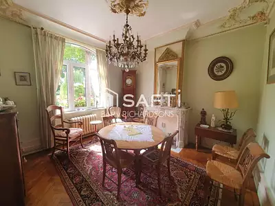 Maison, 232 m²