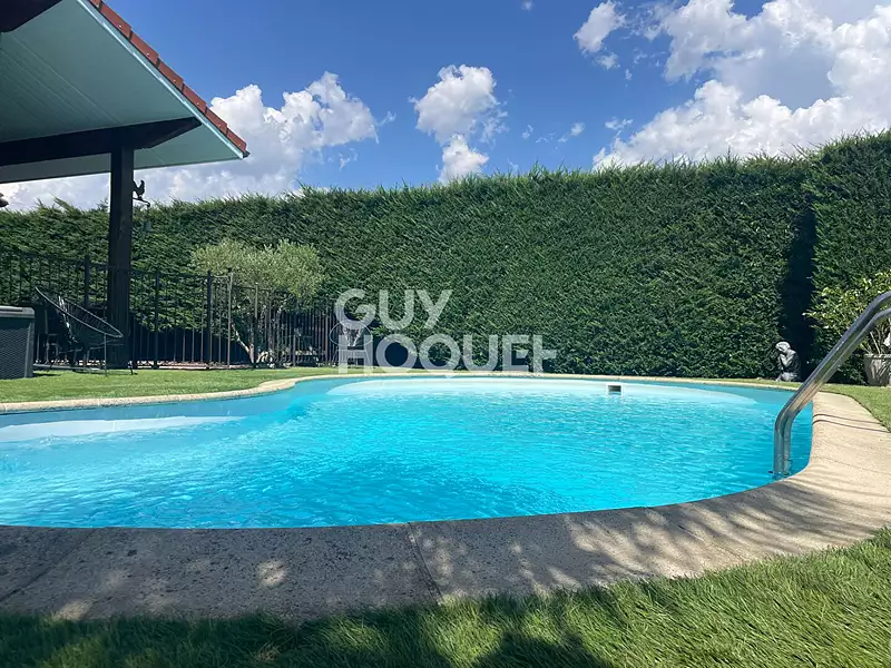 Maison, 157 m²