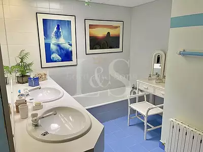 Maison, 260 m²