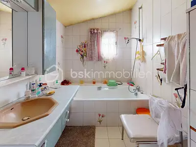 Maison, 169 m²