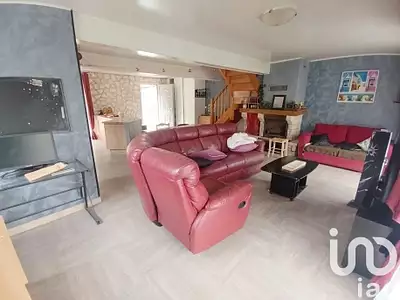 Immeuble, 155 m²