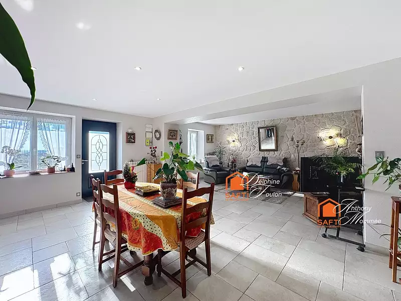 Maison, 237 m²