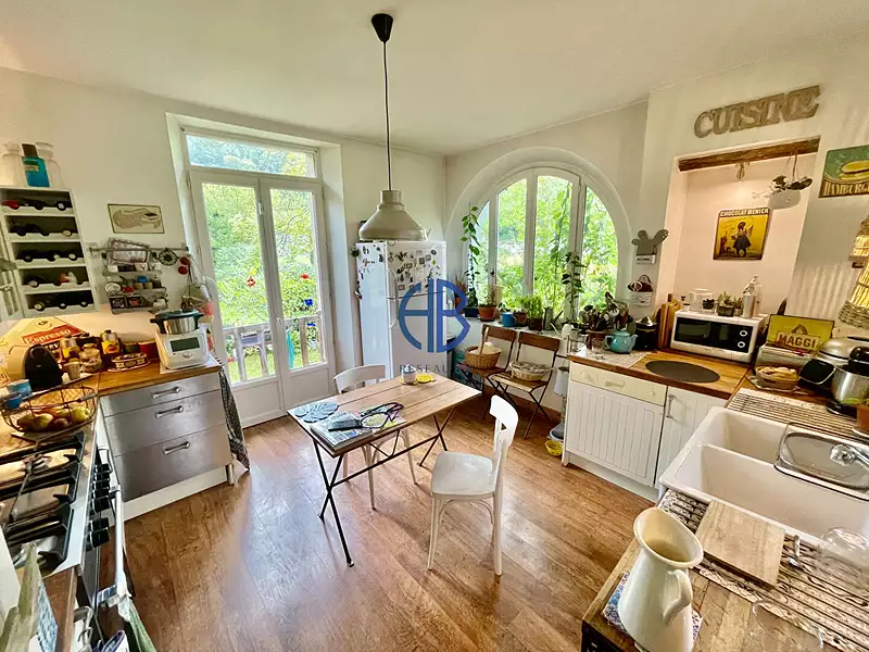 Maison, 215 m²