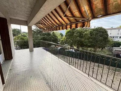 Maison, 254 m²