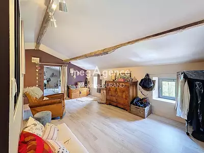 Maison, 320 m²