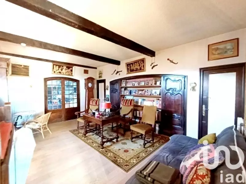 Maison, 218 m²