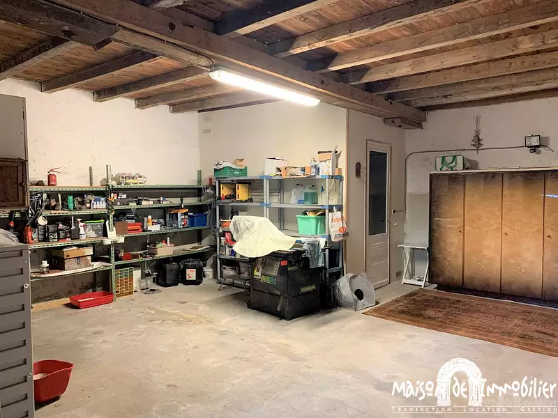 Maison, 169 m²