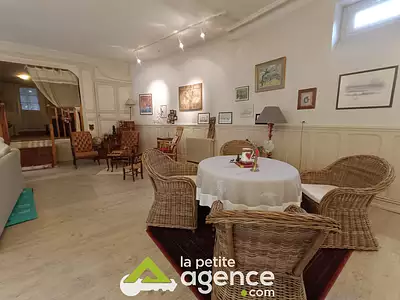 Maison, 348 m²