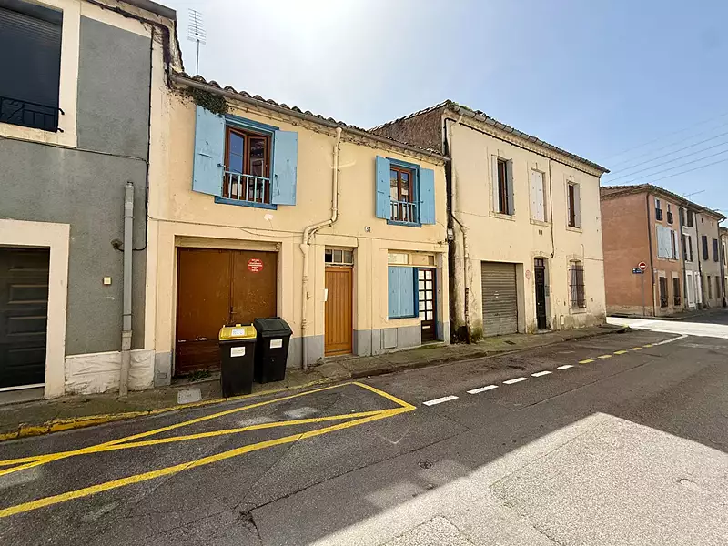 Immeuble, 120 m²