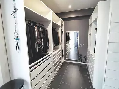 Maison, 185 m²