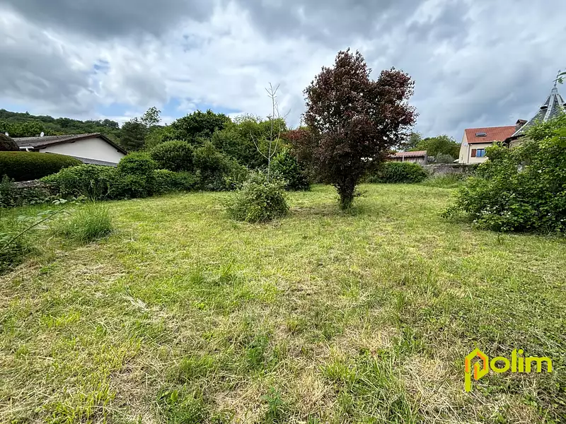 Terrain, 755 m²
