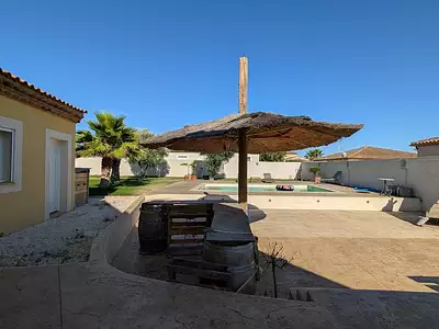 Maison, 196 m²