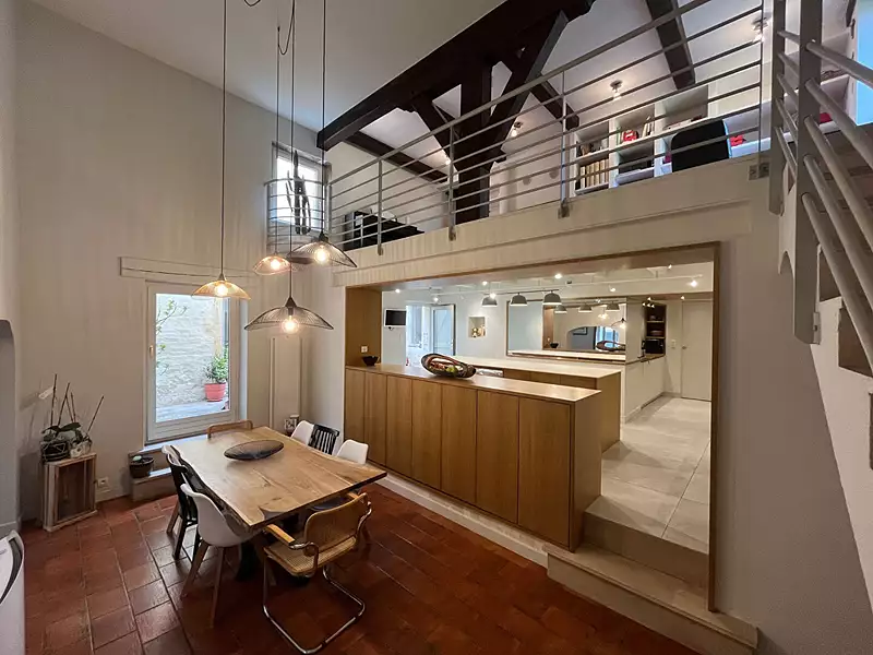 Maison, 317 m²