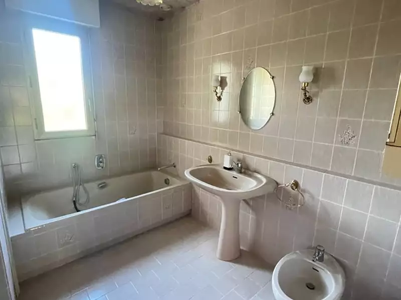 Maison, 165 m²
