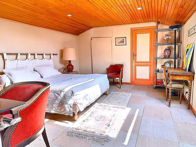 Maison, 250 m²