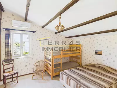 Maison, 160 m²