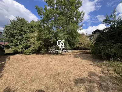 Terrain, 679 m²