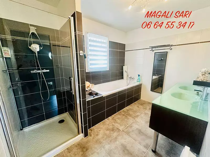 Maison, 158 m²