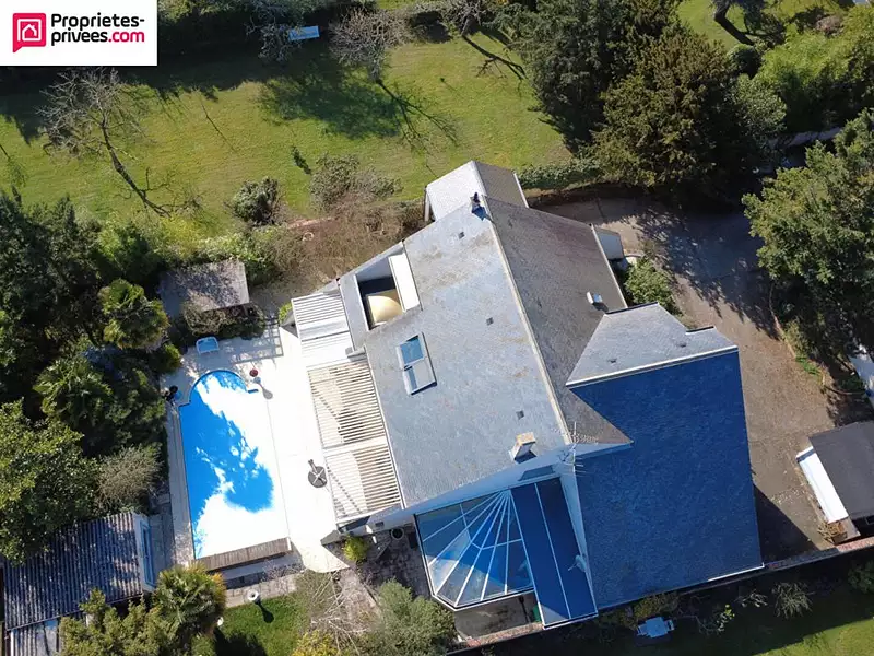 Maison, 263 m²
