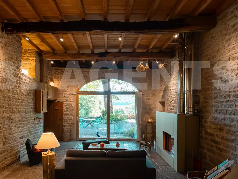 Maison, 216 m²