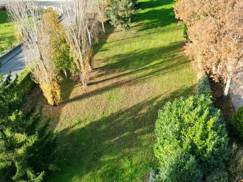 Terrain, 1 950 m²