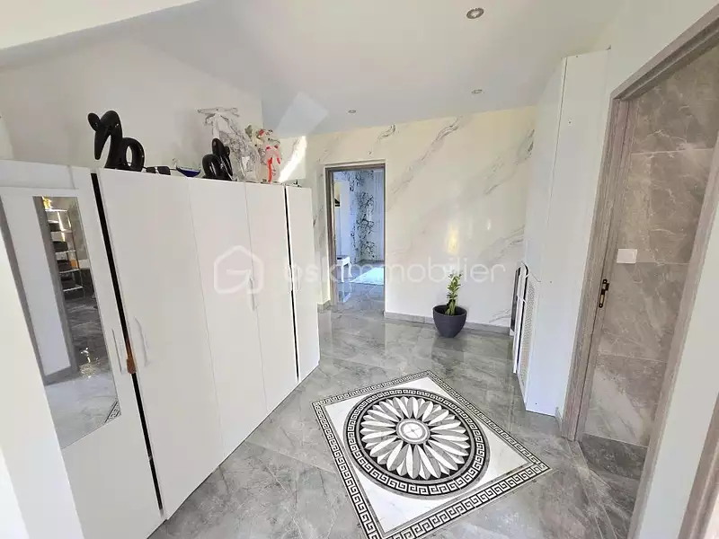 Maison, 159 m²
