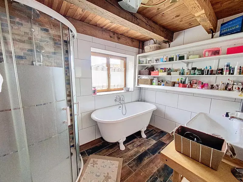 Maison, 220 m²