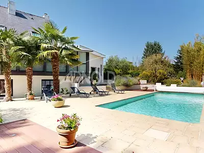 Maison, 330 m²