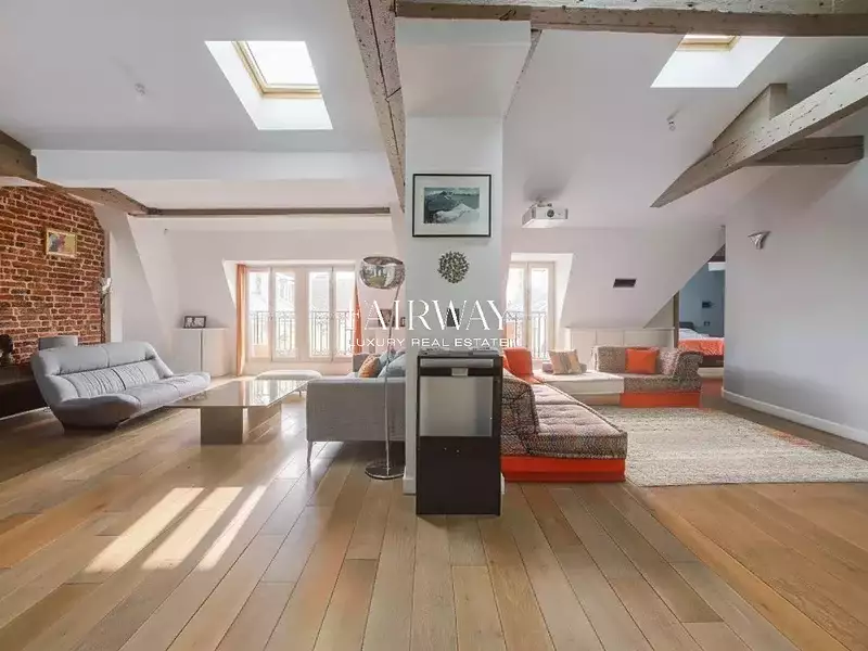 Appartement, 176,8 m²