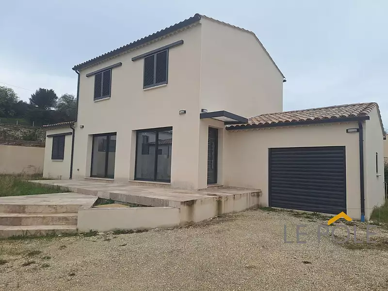 Maison, 107 m²