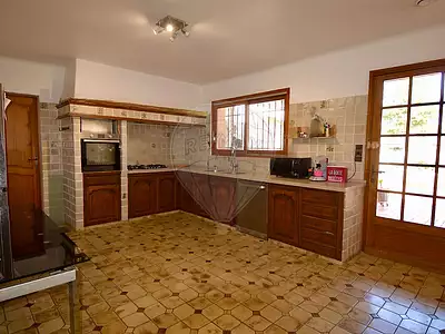 Maison, 250 m²