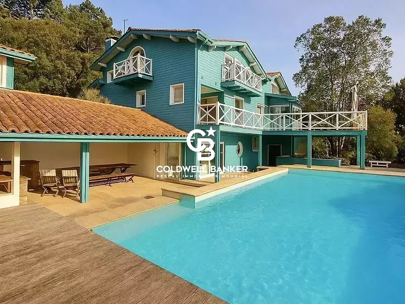 Maison, 400 m²