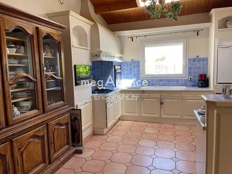 Maison, 170 m²