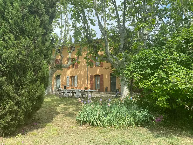 Maison, 389 m²