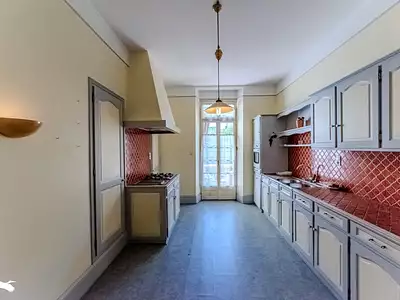 Maison, 385 m²